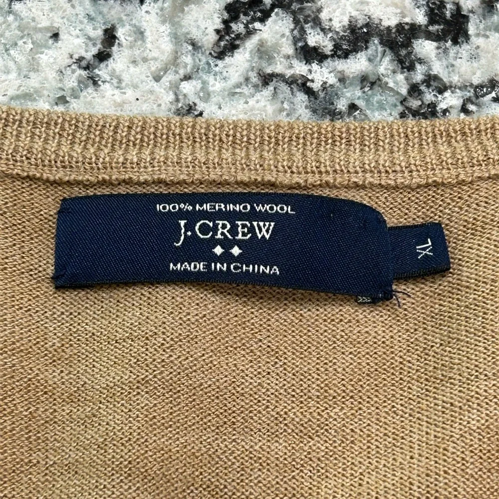J. Crew Mens Size XLarge 100% Merino Wool Knit V Neck Shirt